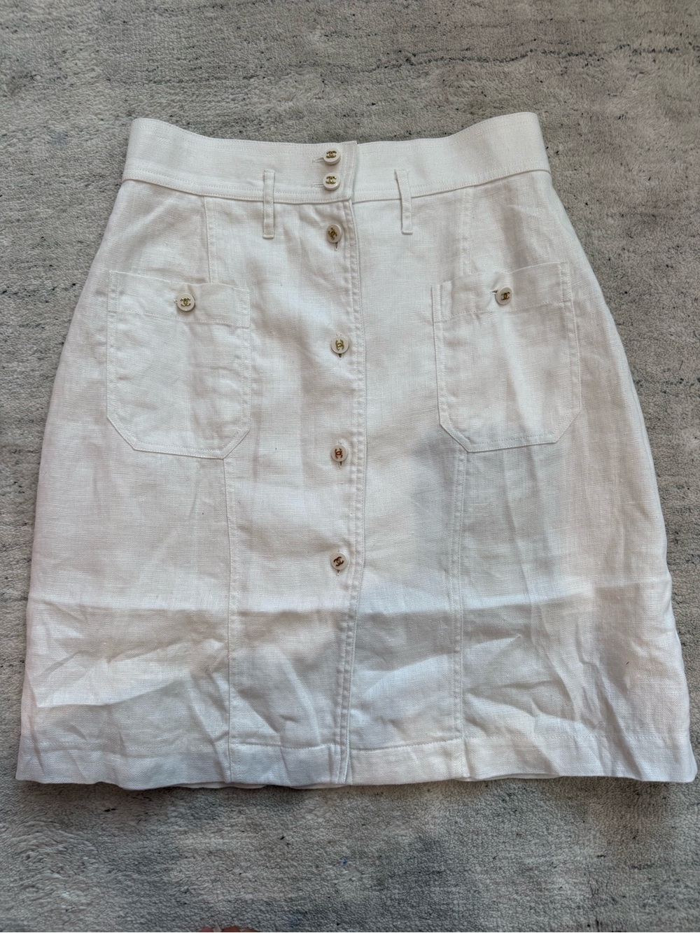 CHANEL Vintage White Button-Front Linen Blend Skirt, FR40